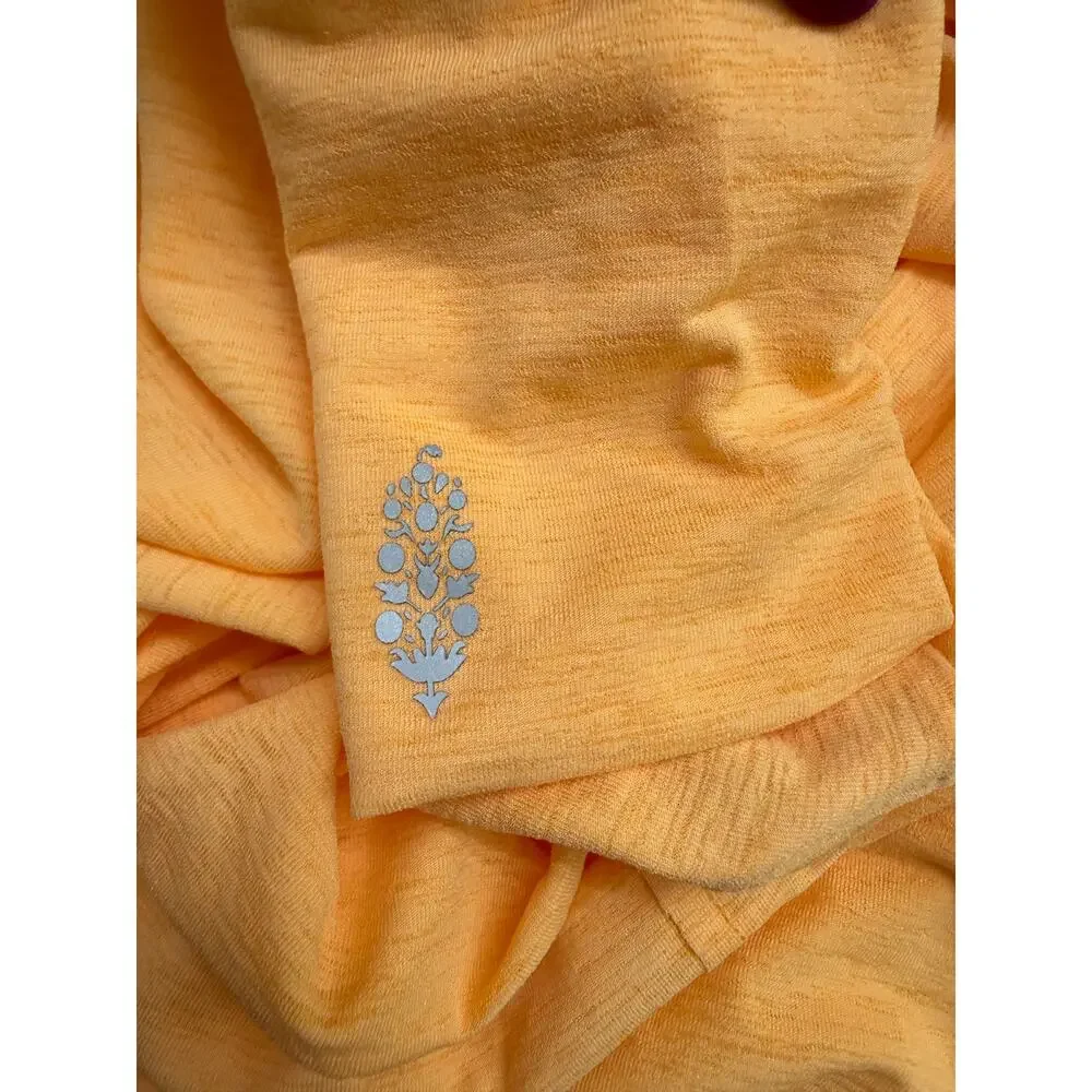 FREE PEOPLE MOVEMENT XS light orange Breezy Tempo long sleeve $50.00 retail NWOT